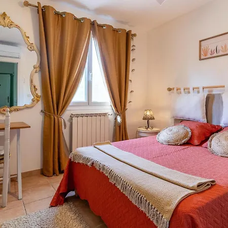 In Saint-raphael Saint-Raphael (Var)