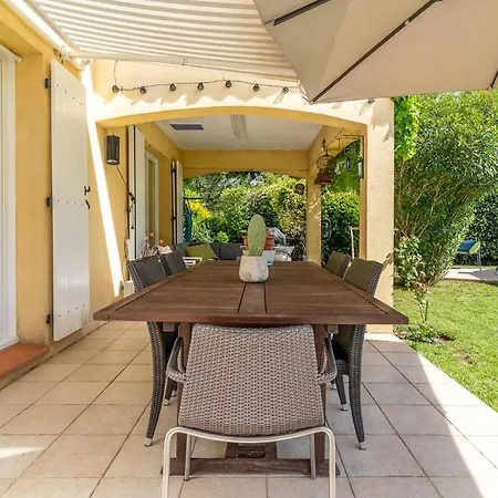 Stunning In Saint-raphael With Private Swimming Pool, Be Inside Or Outside Holiday home *