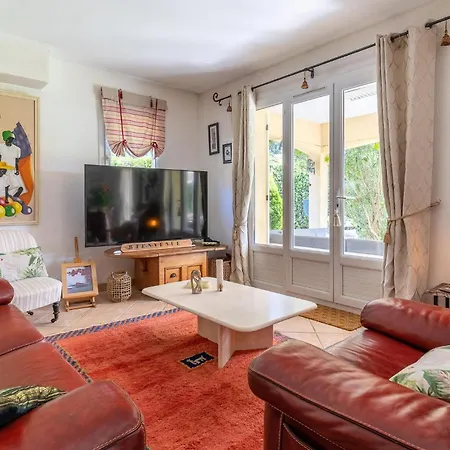Holiday home Stunning In Saint-raphael With Private Swimming Pool, Be Inside Or Outside *