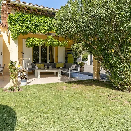 Holiday home Stunning In Saint-raphael With Private Swimming Pool, Be Inside Or Outside Saint-Raphael (Var)
